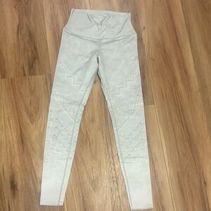 ALO Yoga Light Gray Leggings